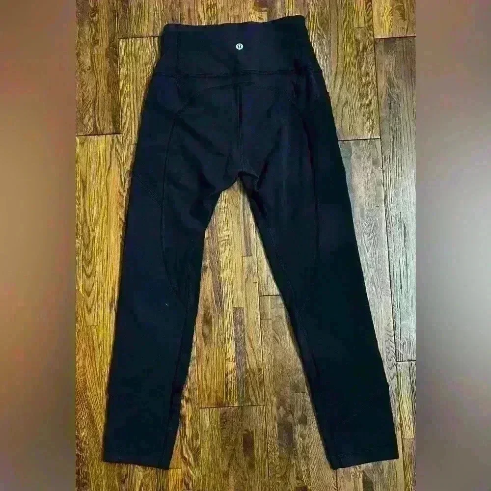 LULULEMON Legging with Stitching in Black